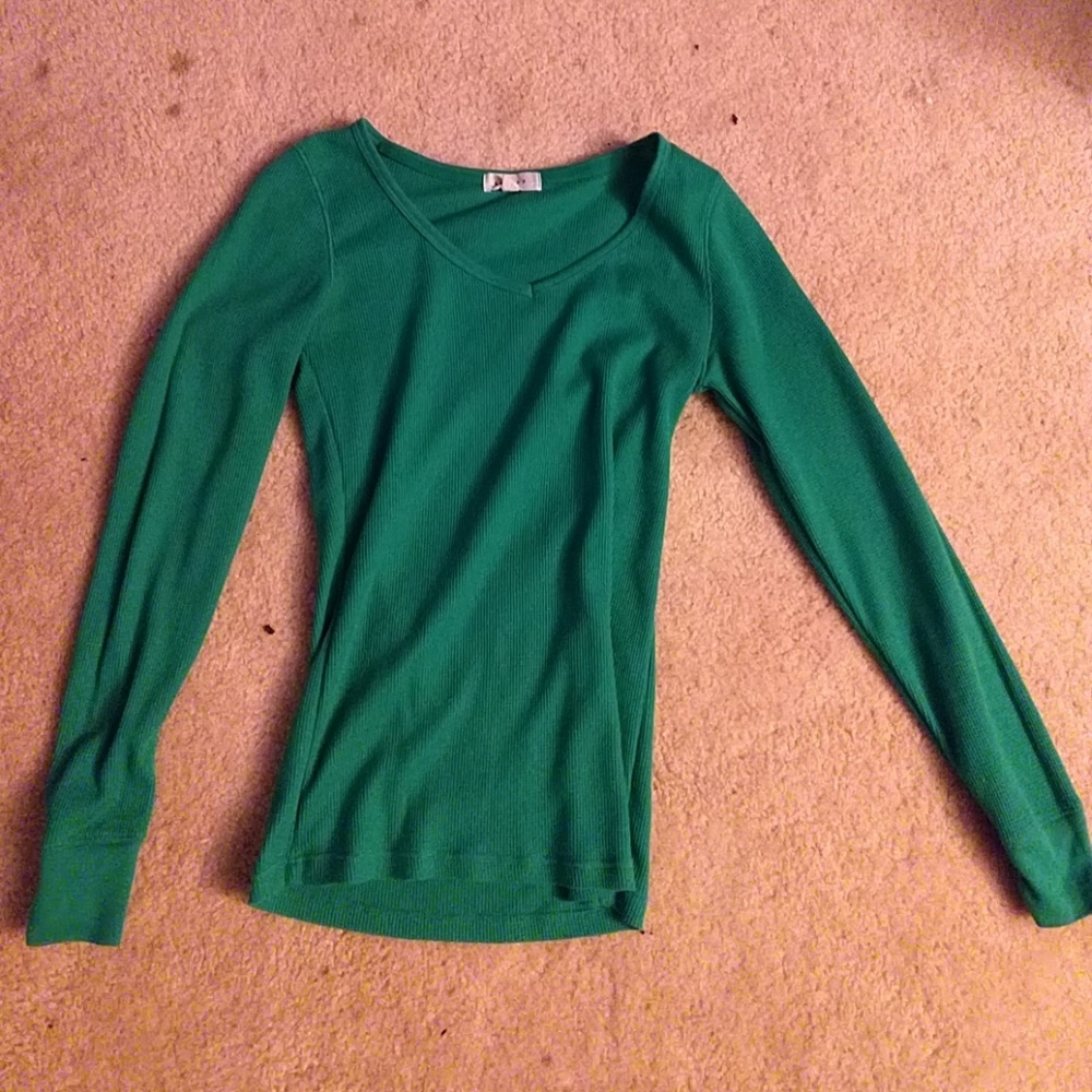 Green long sleeve shirt